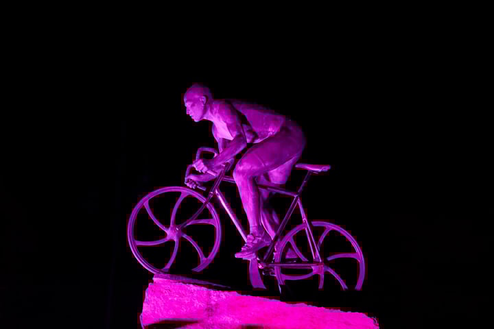 Marco Pantani statue Cesenatico promenade